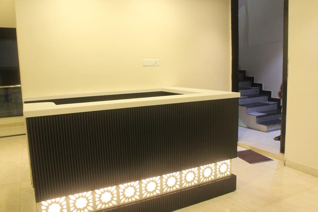 Hotel Lakshmi Grand Visakhapatnam Exterior foto